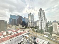 United Square (D11), Office #629188551